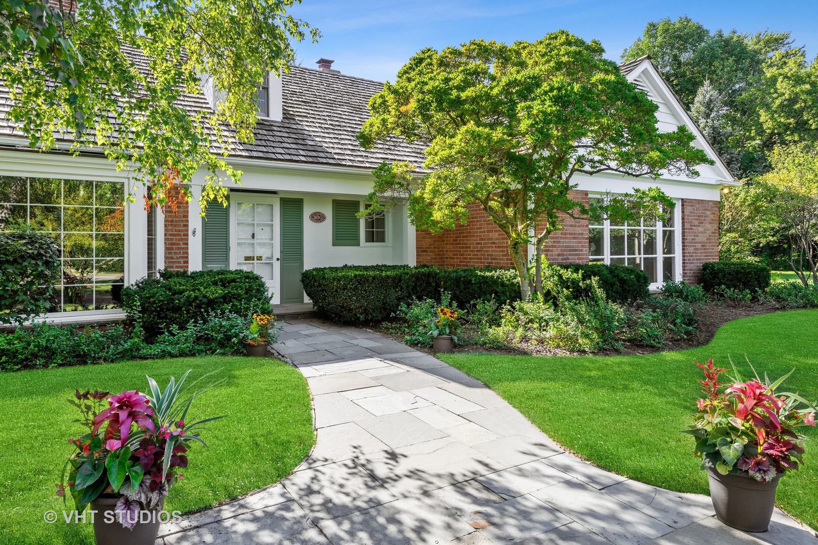 1180 Whitebridge Hill Road Winnetka, IL 60093 - Photo 12 of 63