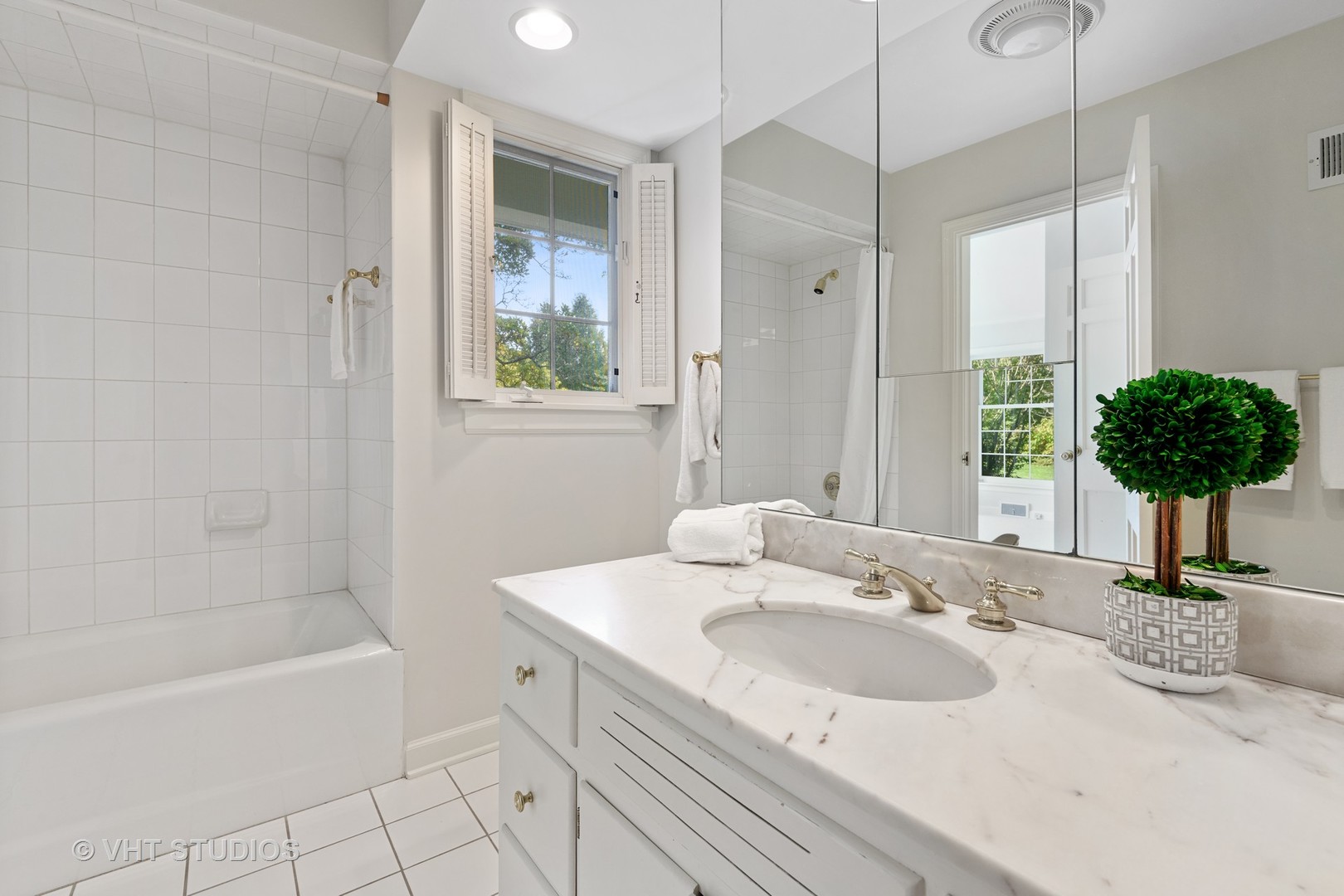 1180 Whitebridge Hill Road Winnetka, IL 60093 - Photo 39 of 63