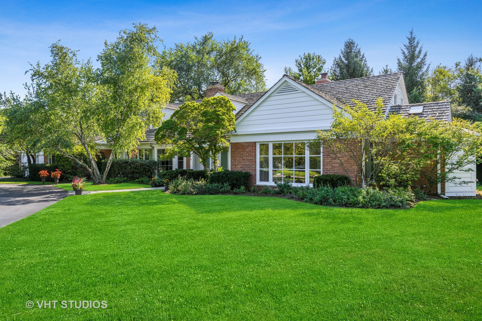 1180 Whitebridge Hill Road Winnetka, IL 60093 - Photo 8 of 63