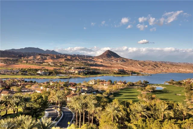 $470,000 | 19 Strada Bella Vista, Unit 201, Henderson, NV 89011