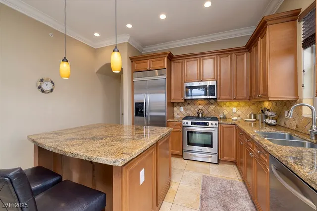 $470,000 | 19 Strada Bella Vista, Unit 201, Henderson, NV 89011