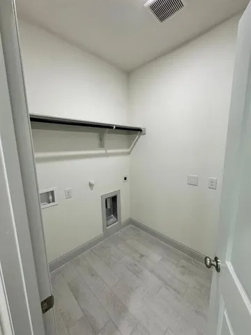 a view of a very nice looking dining room