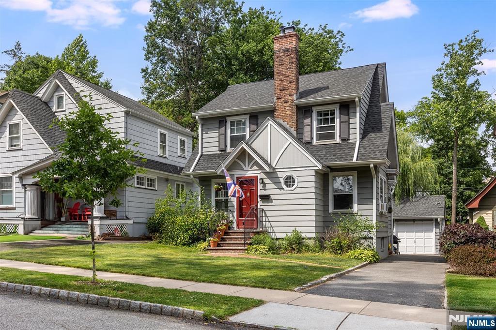 17 Madison Street Glen Ridge, NJ 07028 - Photo 1 of 36