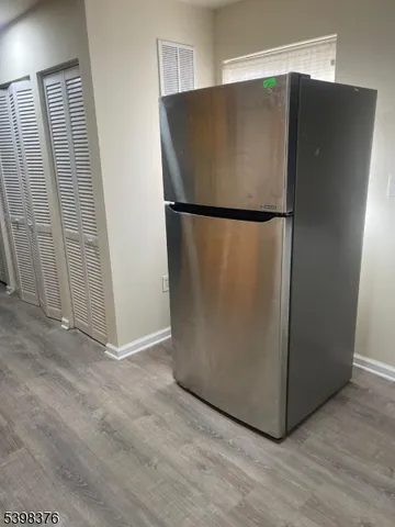 $2,400 | 544 Broadway, Unit 1, Elizabeth Port, NJ 07206