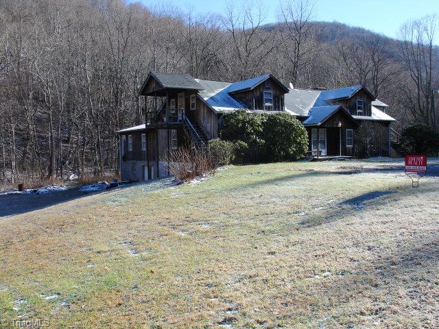 2107 3 Top Road Creston, NC 28615 - Photo 1 of 1 Main View