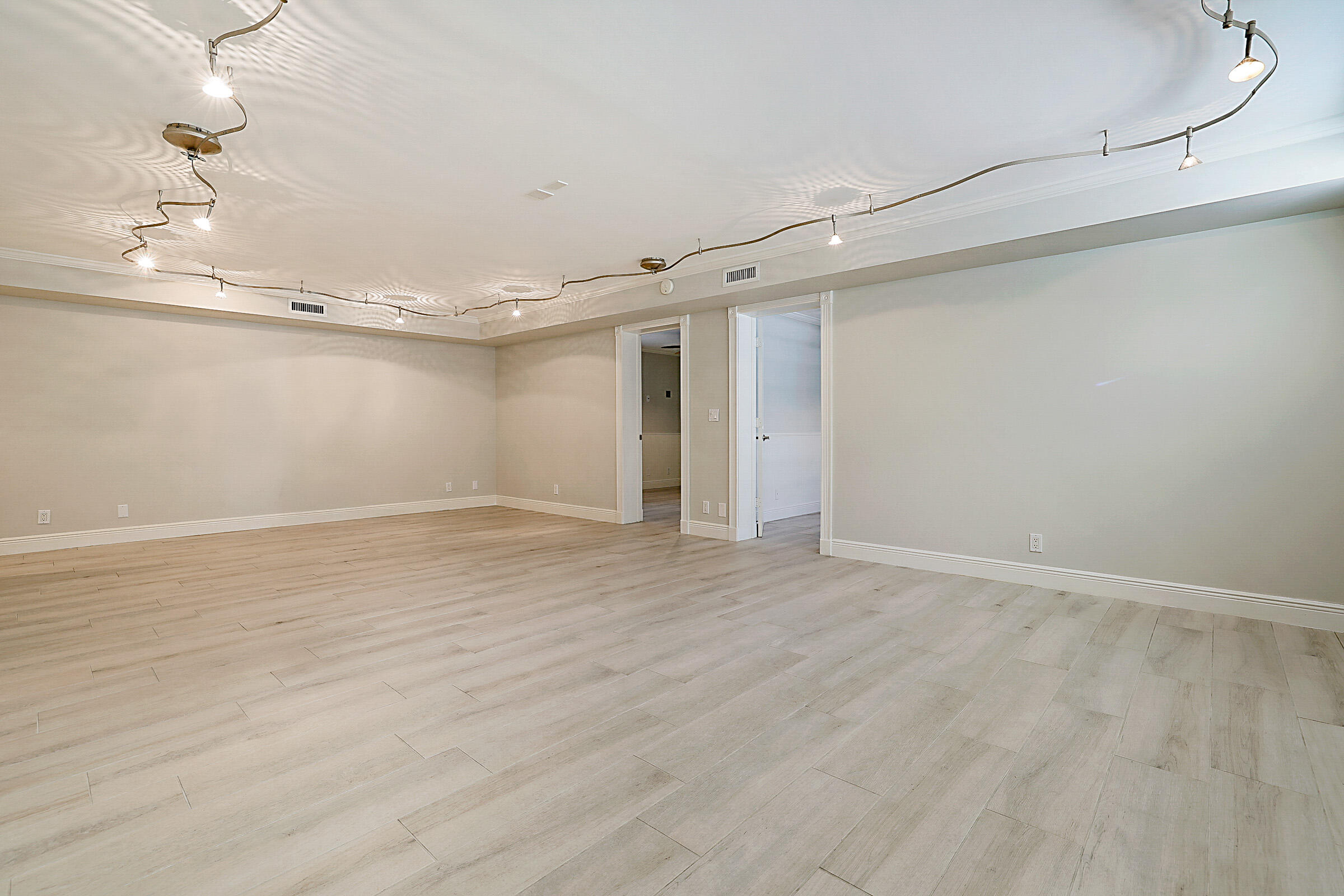 495 Zephyr Way Juno Beach, FL 33408 - Photo 24 of 37 495 Zephyr Way-29