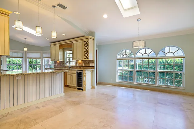 $1,890,000 | 495 Zephyr Way, Juno Beach, FL 33408