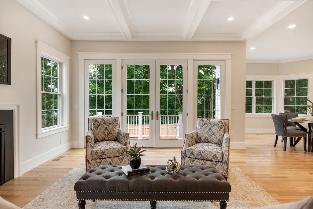 40 Voss Terrace Newton, MA 02459 - Photo 7 of 35