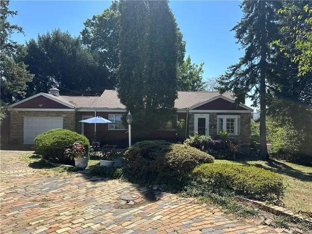 $160,000 | 2247 Vermont Avenue, West Mifflin, PA 15122