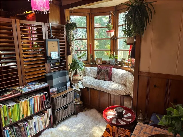 $160,000 | 2247 Vermont Avenue, West Mifflin, PA 15122