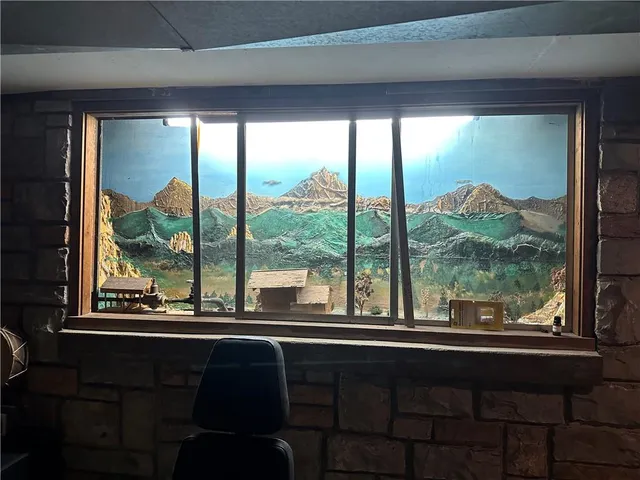 $160,000 | 2247 Vermont Avenue, West Mifflin, PA 15122