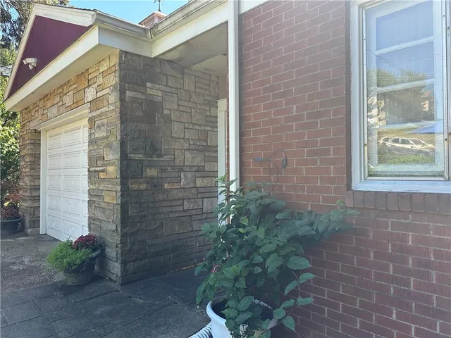 $160,000 | 2247 Vermont Avenue, West Mifflin, PA 15122