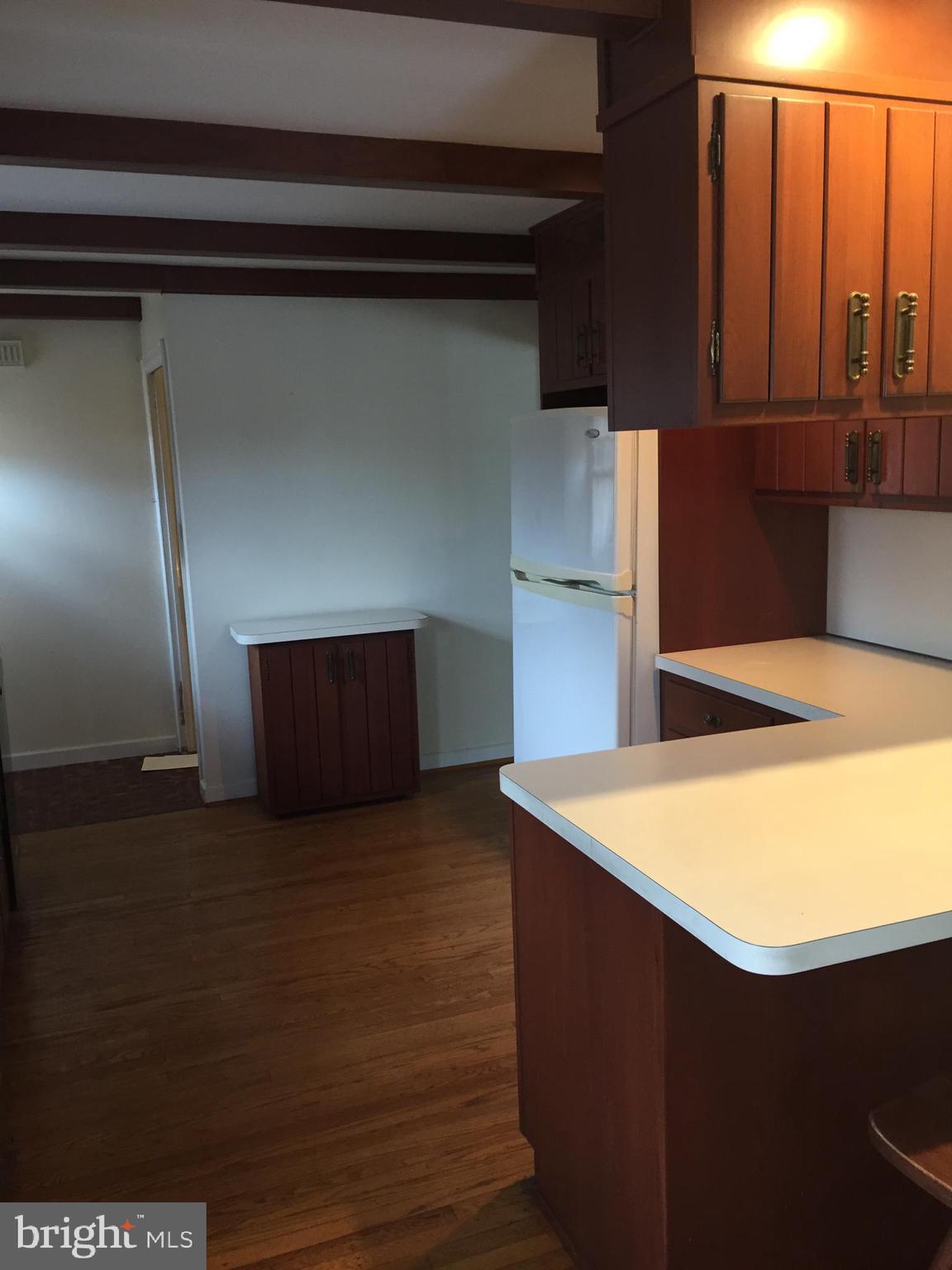 3218 Hilltop Road Newtown Square, PA 19073 - Photo 12 of 34