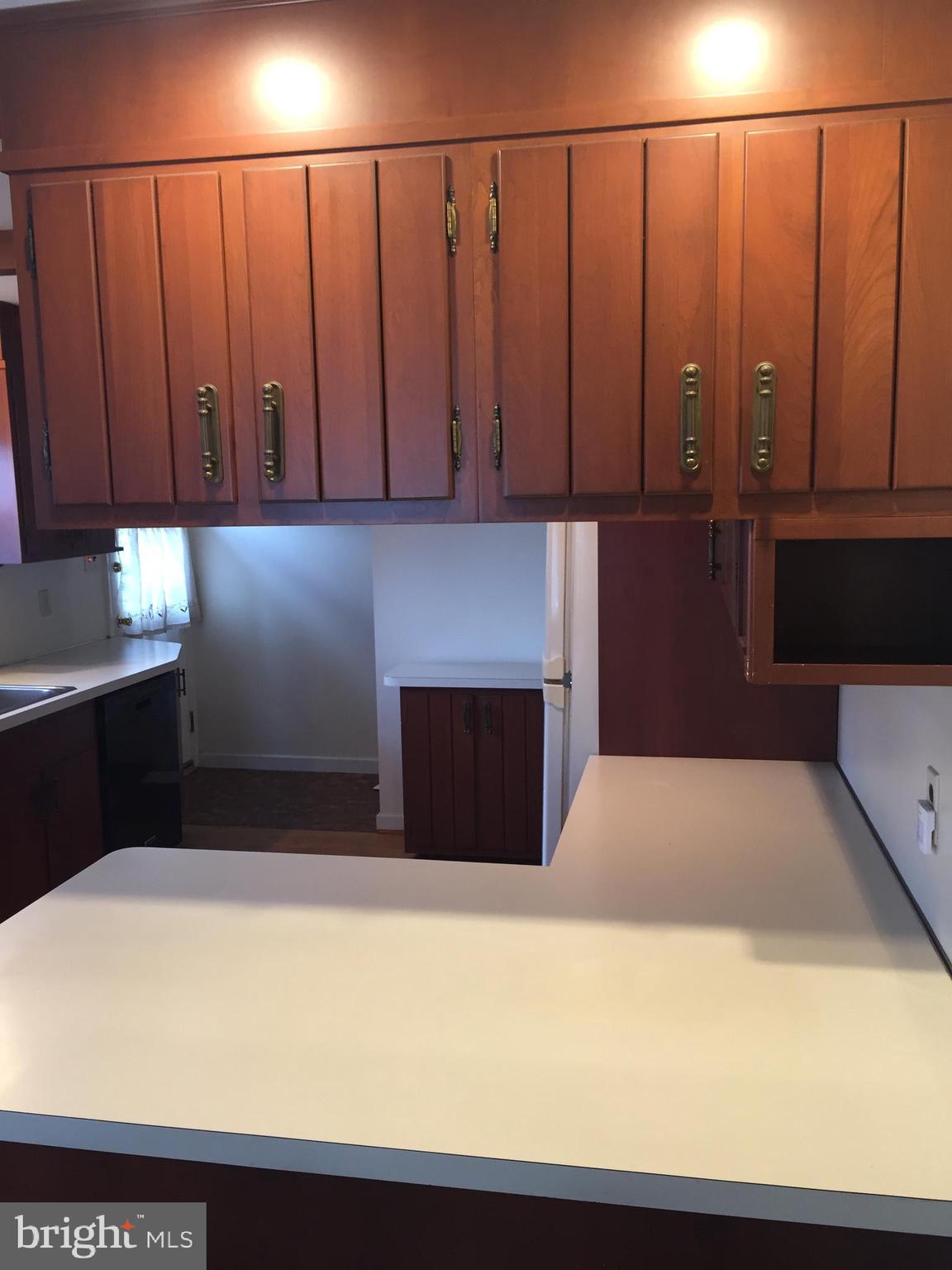 3218 Hilltop Road Newtown Square, PA 19073 - Photo 15 of 34