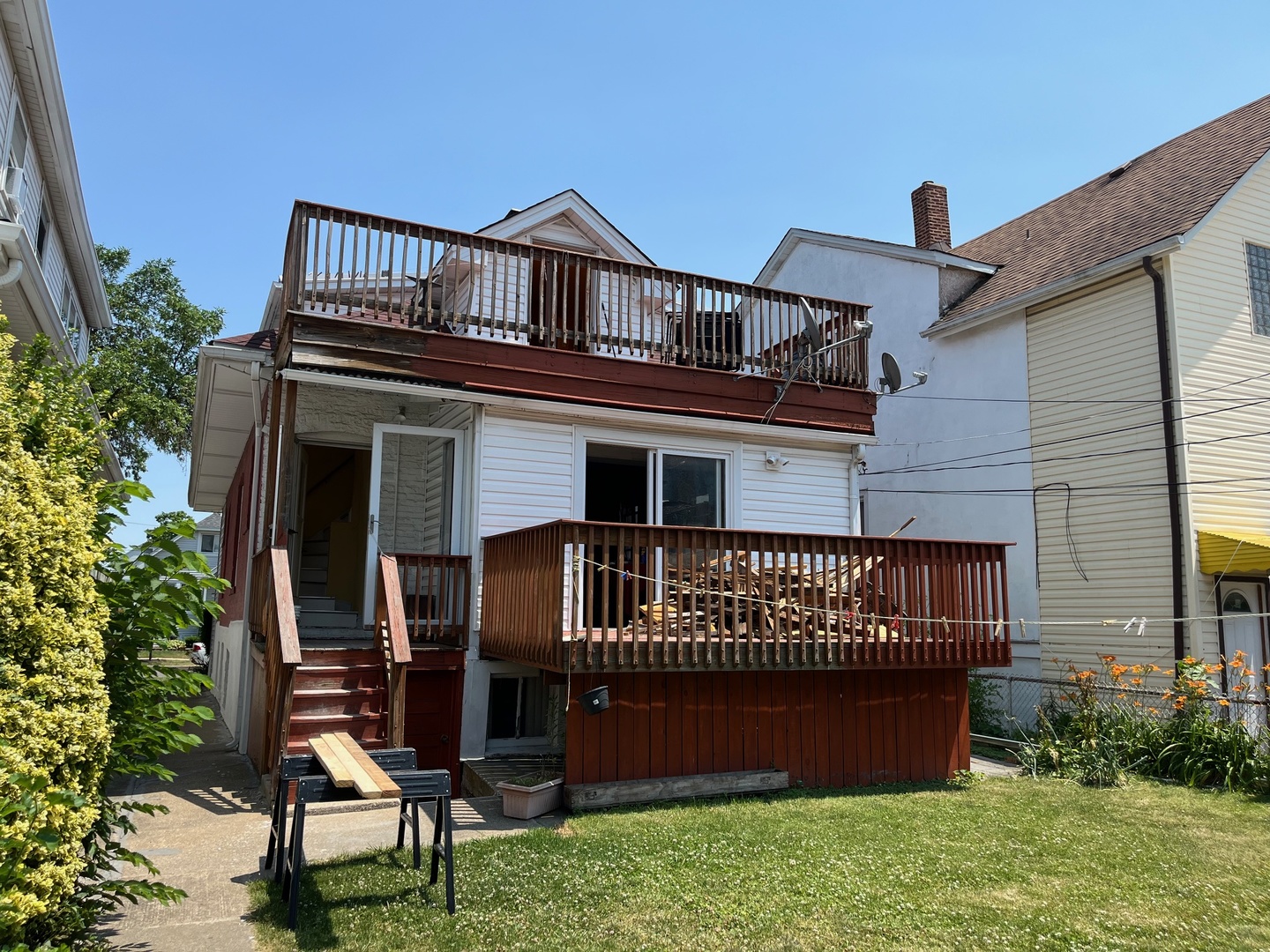 2420 North Rutherford Avenue Chicago, IL 60707 - Photo 3 of 16 Gallery Image 3