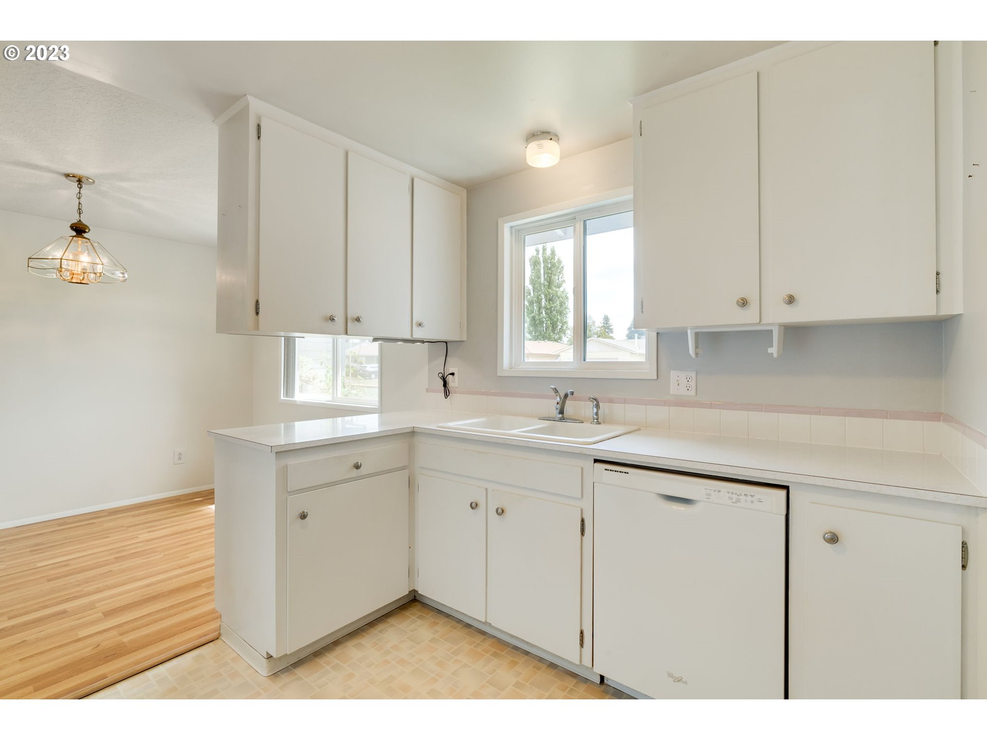 1101 Randolph Road Woodburn, OR 97071 - Photo 15 of 40 Gallery Image 15