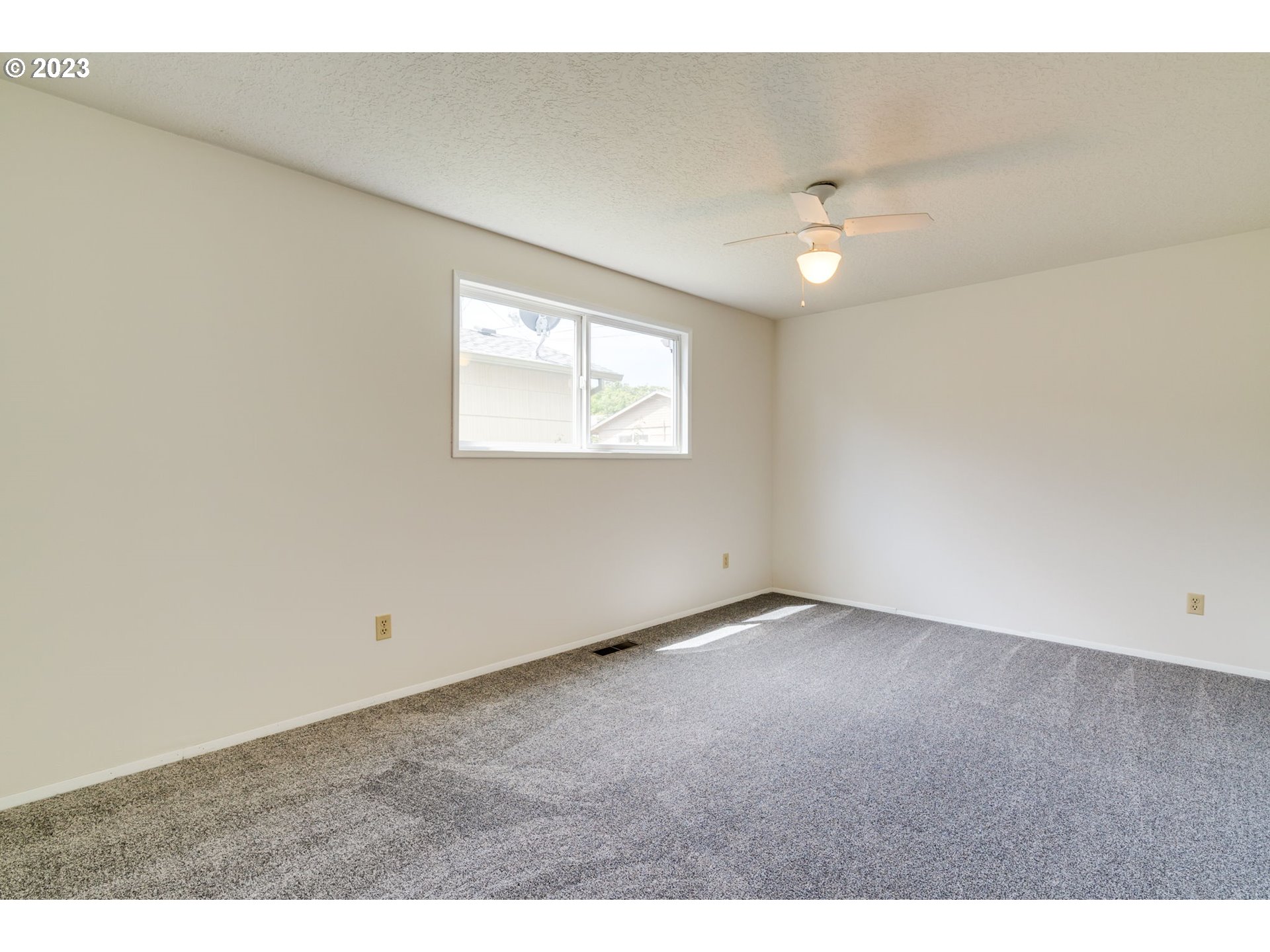 1101 Randolph Road Woodburn, OR 97071 - Photo 19 of 40 Gallery Image 19