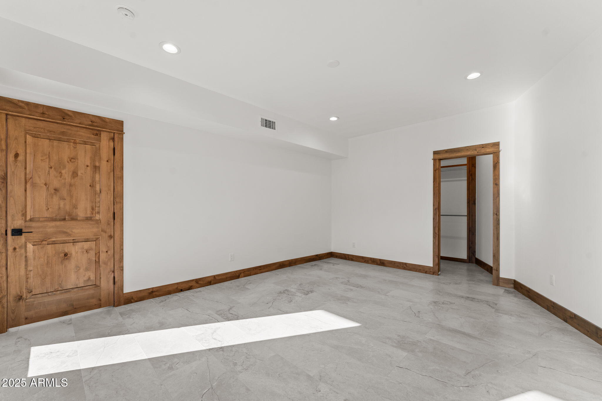 30100 Walter Road Wickenburg, AZ 85390 - Photo 48 of 66 an empty room with closet
