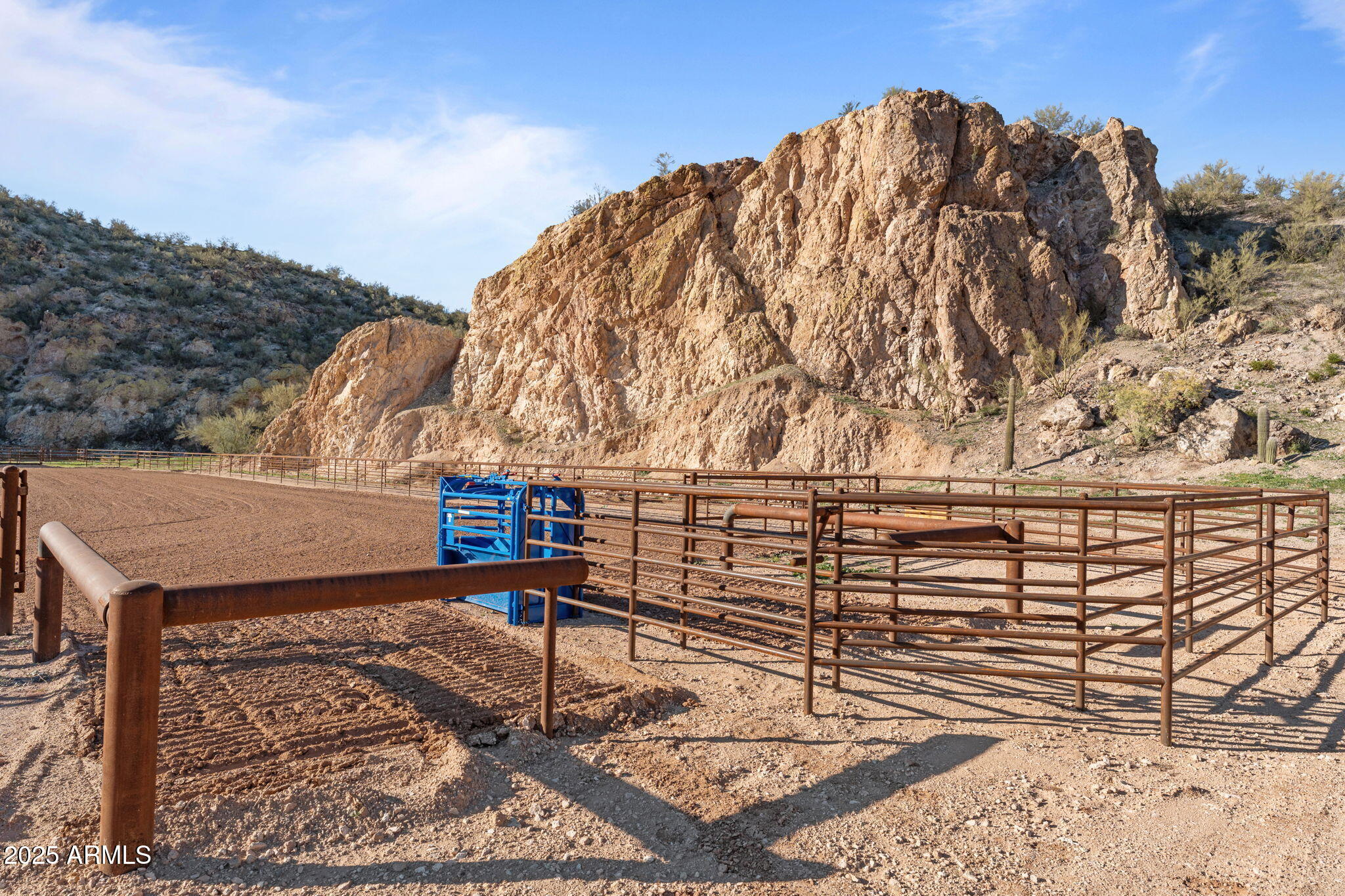 30100 Walter Road Wickenburg, AZ 85390 - Photo 6 of 66 6-web-or-mls-DSC04937