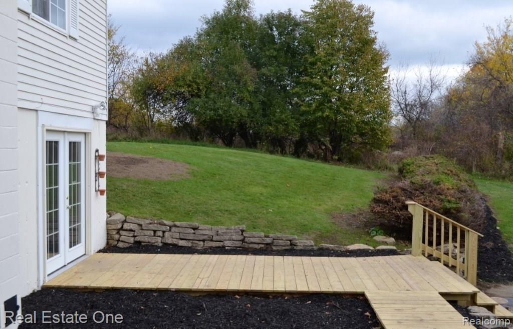 7040 Linden Road Fenton, MI 48430 - Photo 30 of 35 Linden Rd 015.jpg