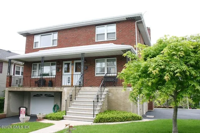 $3,400 | 16 Harold Avenue, Unit B, Greenwich, CT 06830