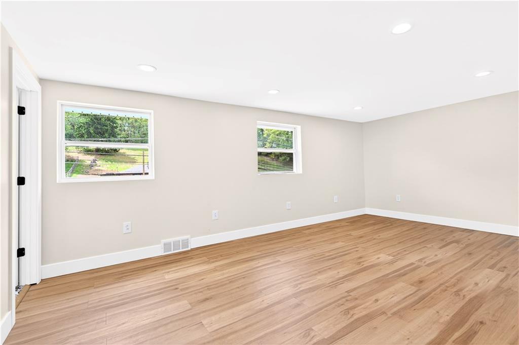 3175 Harts Run Road Glenshaw, PA 15116 - Photo 13 of 35