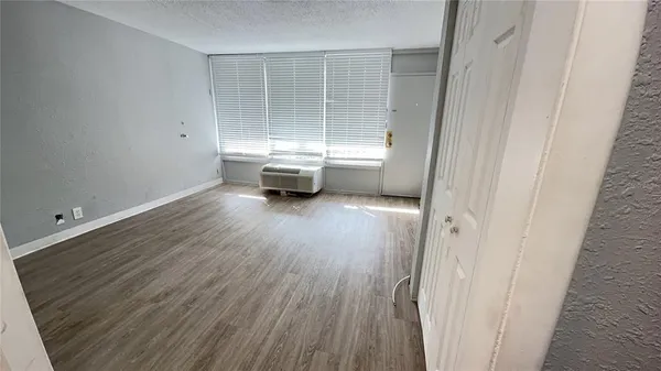 $895 | 515 Bon Air Street, Unit 248, Lakeland, FL 33805