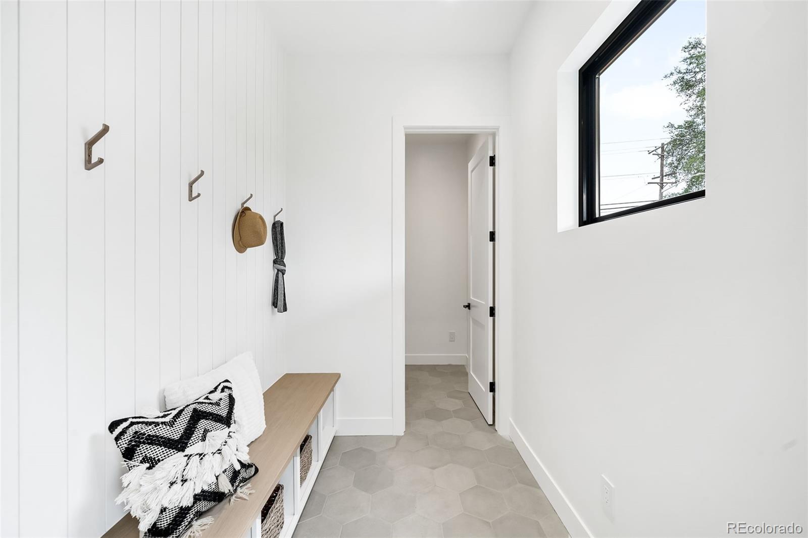 3097 South Dexter Way Denver, CO 80222 - Photo 8 of 31