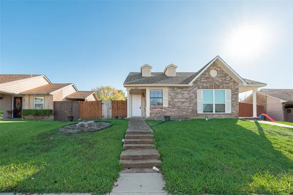 $1,600 | 6015 McAfee Drive, The Colony, TX 75056