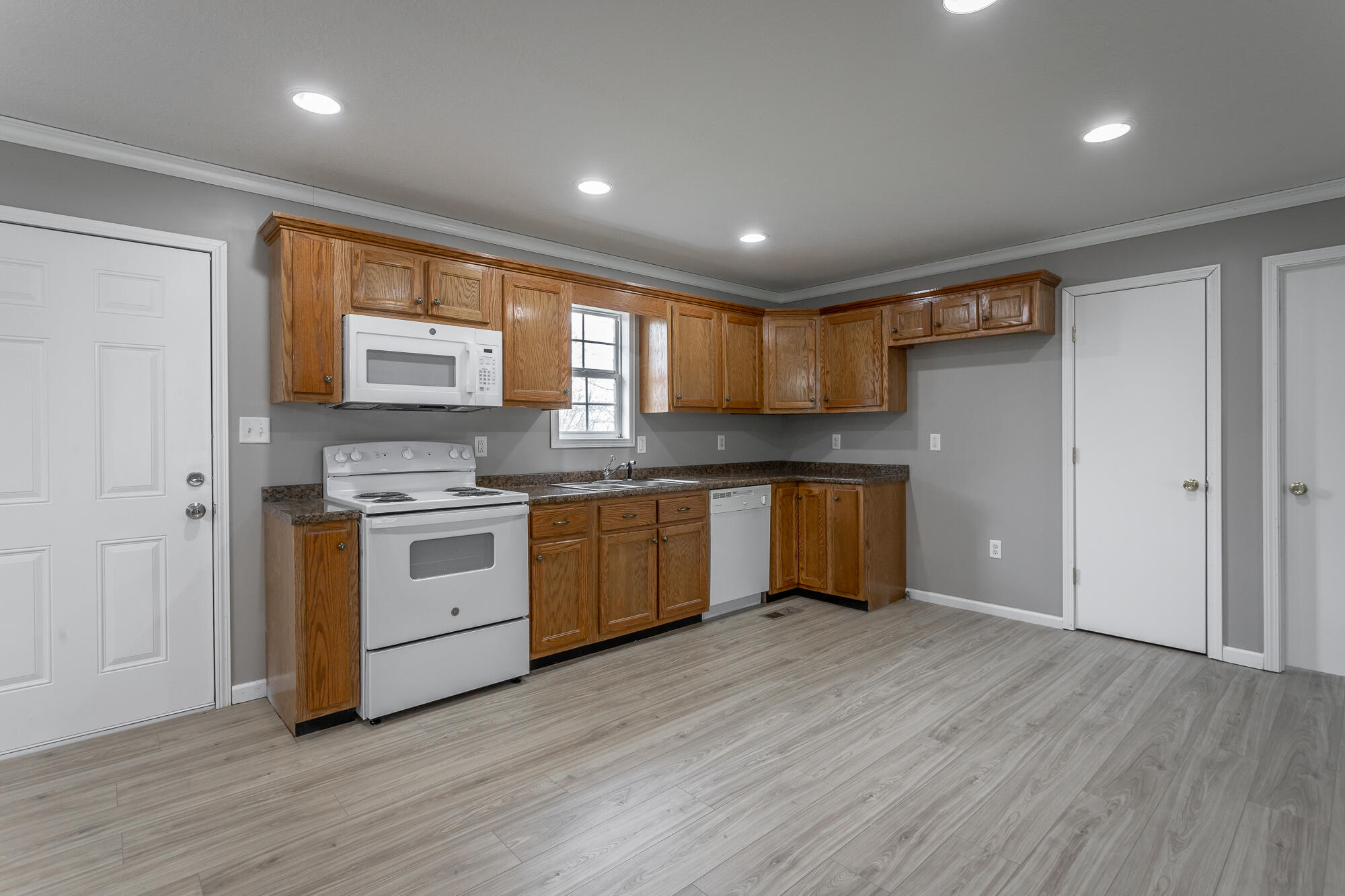 844 Pocket Road Whitwell, TN 37397 - Photo 9 of 40 844 Pocket Road HD-5