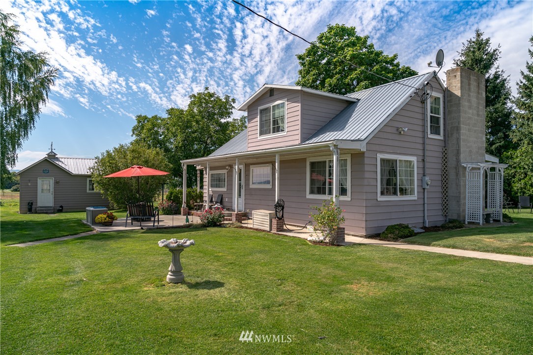 100 Woods Road Omak, WA 98841 - Photo 1 of 40