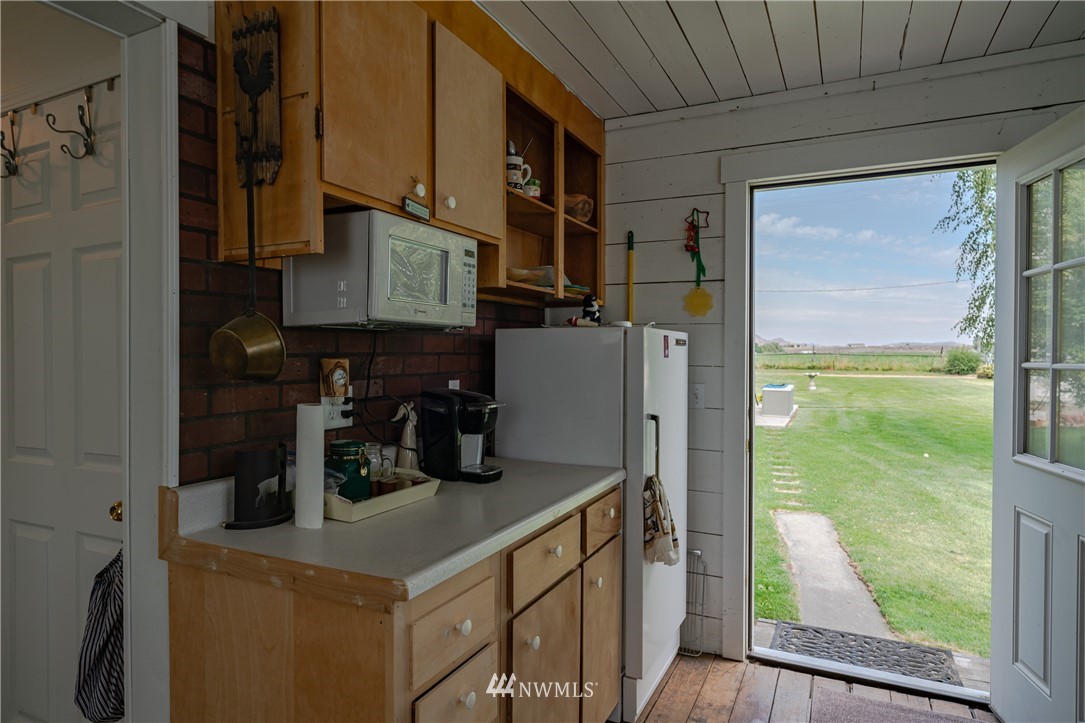 100 Woods Road Omak, WA 98841 - Photo 23 of 40