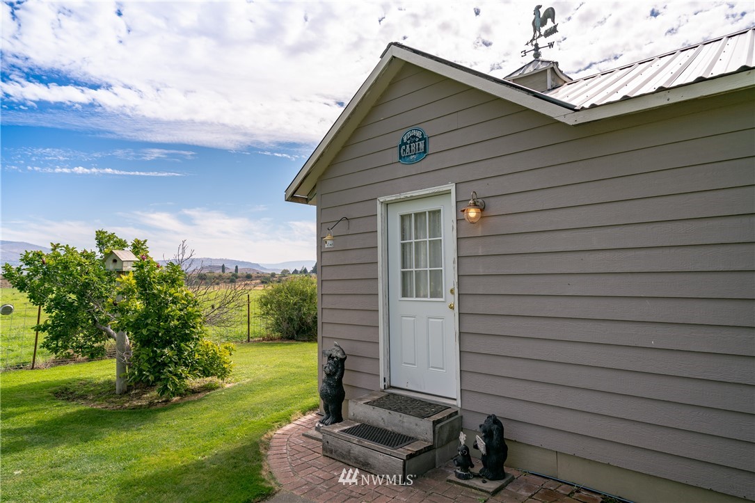 100 Woods Road Omak, WA 98841 - Photo 29 of 40