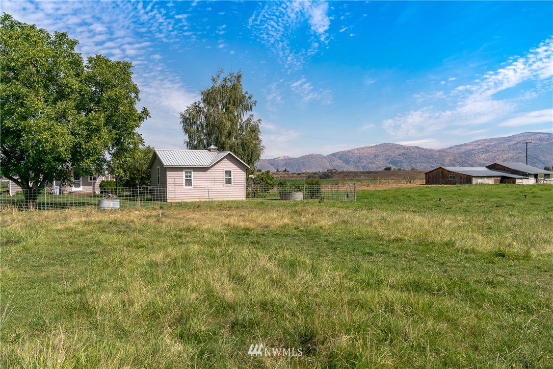 100 Woods Road Omak, WA 98841 - Photo 32 of 40