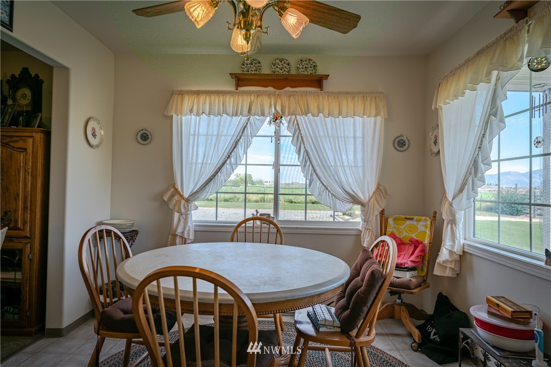 100 Woods Road Omak, WA 98841 - Photo 8 of 40