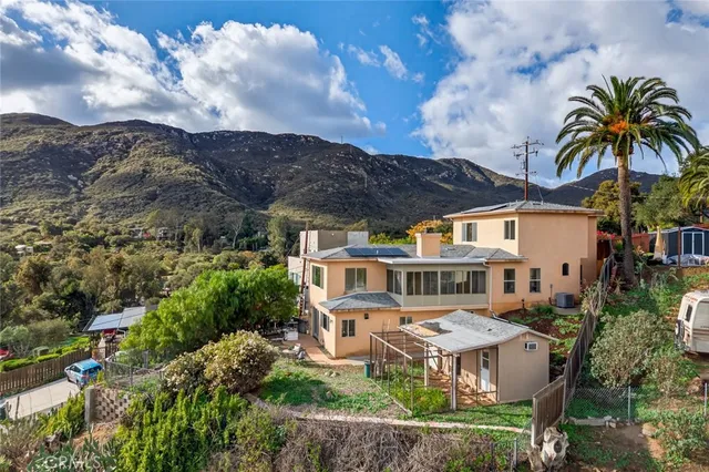 $1,175,000 | 20227 Ash Lane, Escondido, CA 92029