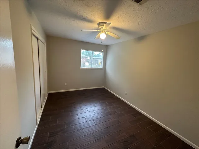 $2,200 | 9939 Valley Park Drive, Houston, TX 77078