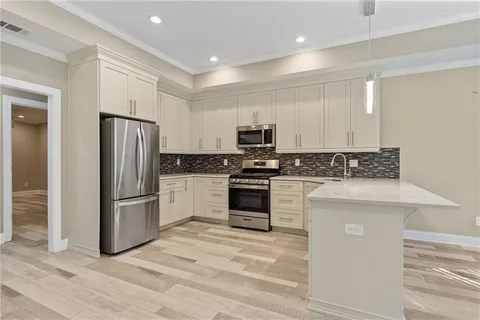 $750,000 | 6427 Blue Water Drive, Buford, GA 30518