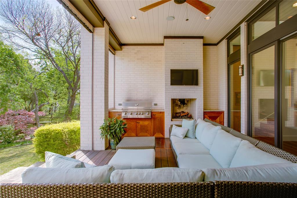 48 Ash Bluff Lane Dallas, TX 75248 - Photo 21 of 40 a view of a porch with furniture