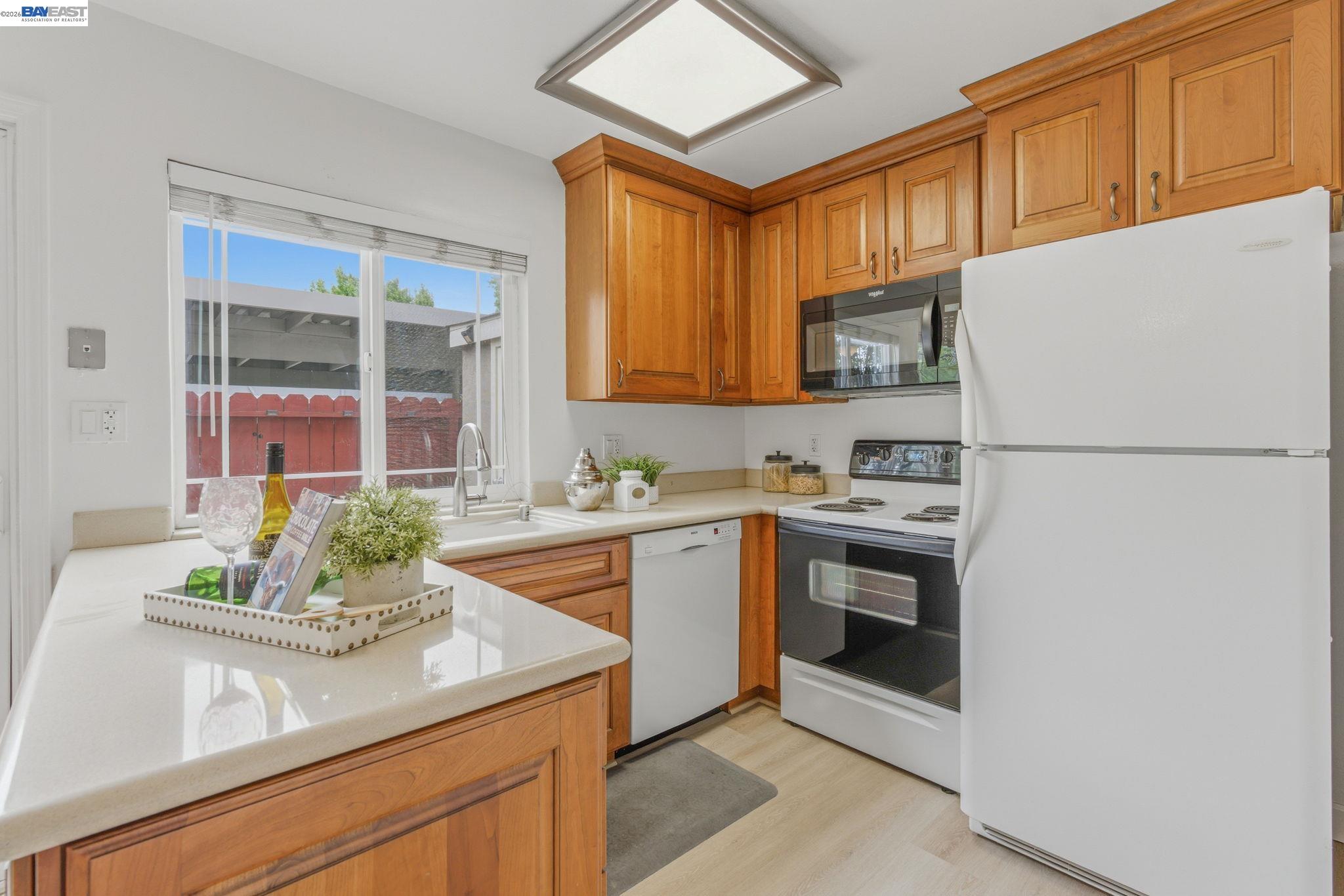 4609 Ithaca Way Pleasanton, CA 94588 - Photo 13 of 28