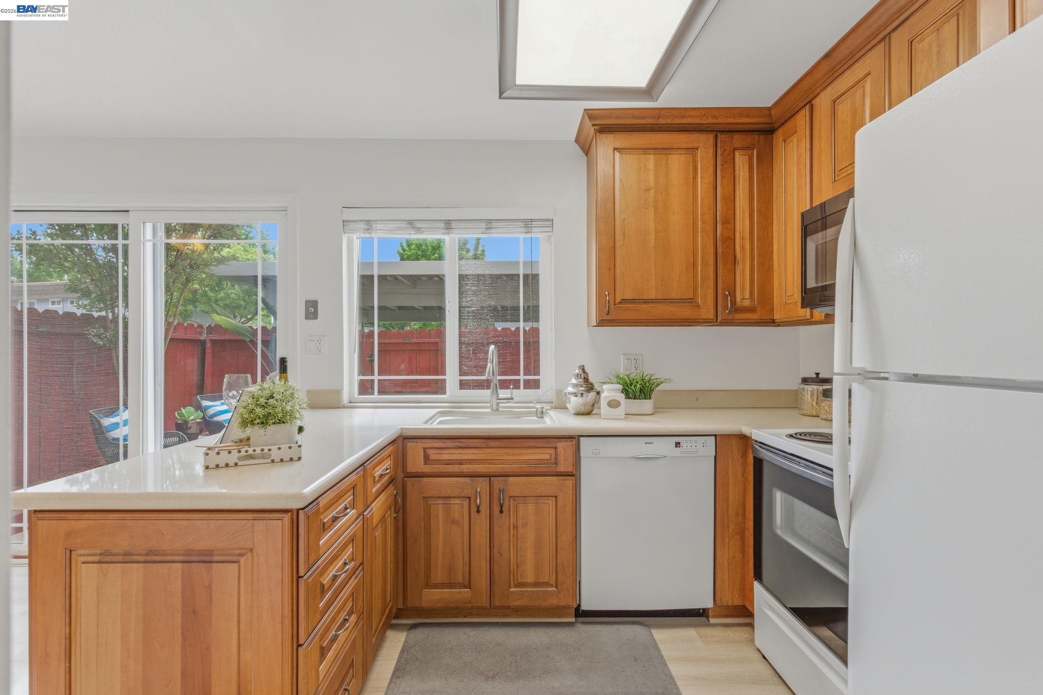 4609 Ithaca Way Pleasanton, CA 94588 - Photo 14 of 28