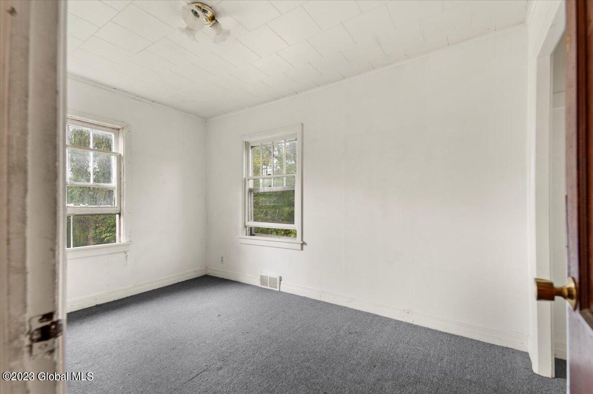 8 Creble Road Bethlehem, NY 12158 - Photo 11 of 20 07-FJD_4467
