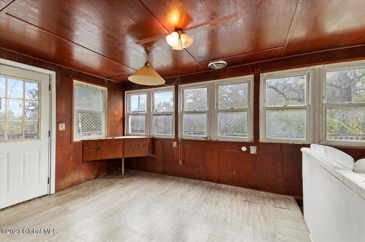8 Creble Road Bethlehem, NY 12158 - Photo 7 of 20 05-FJD_4461