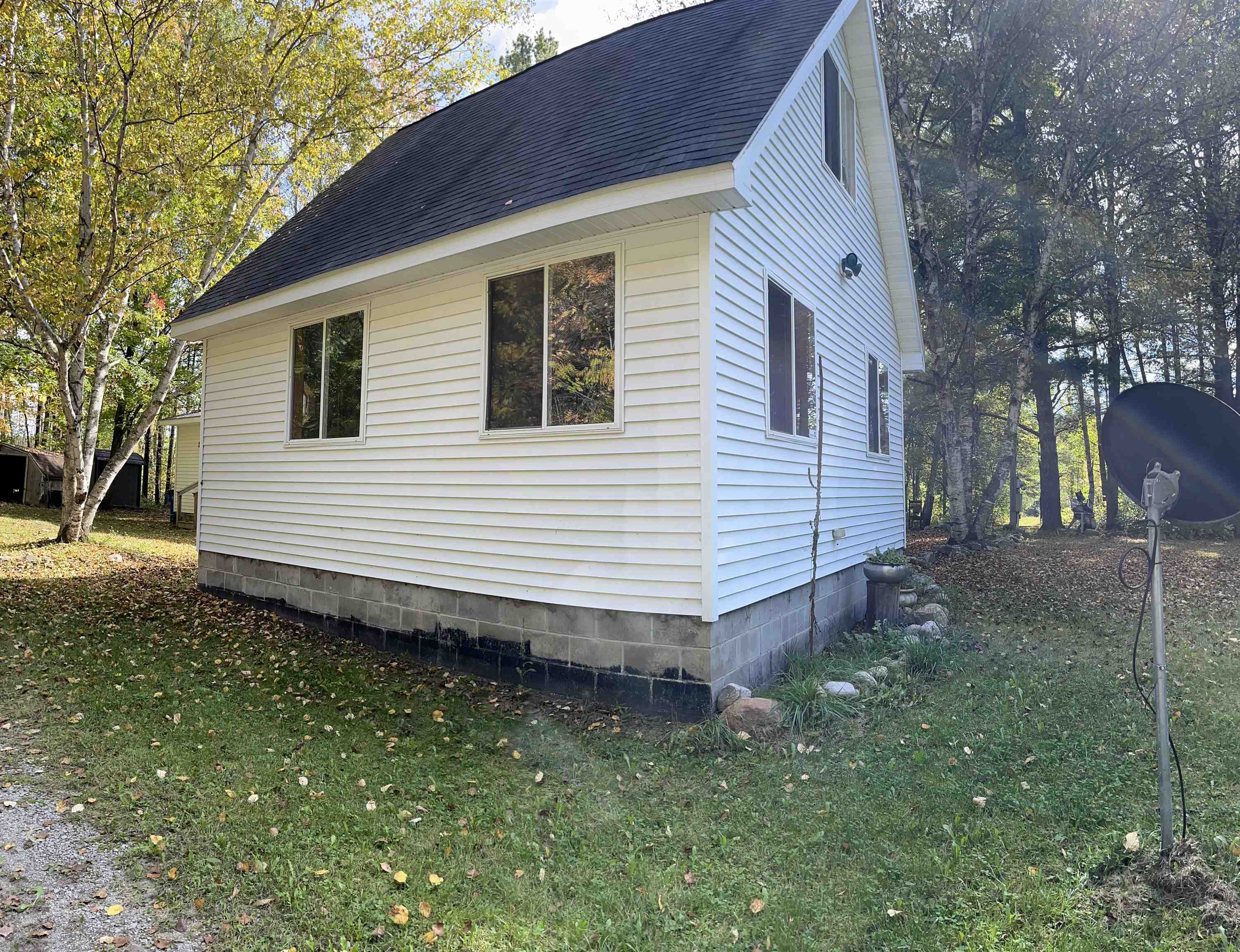 2670 Bass Lake Road Lupton, MI 48635 - Photo 4 of 48