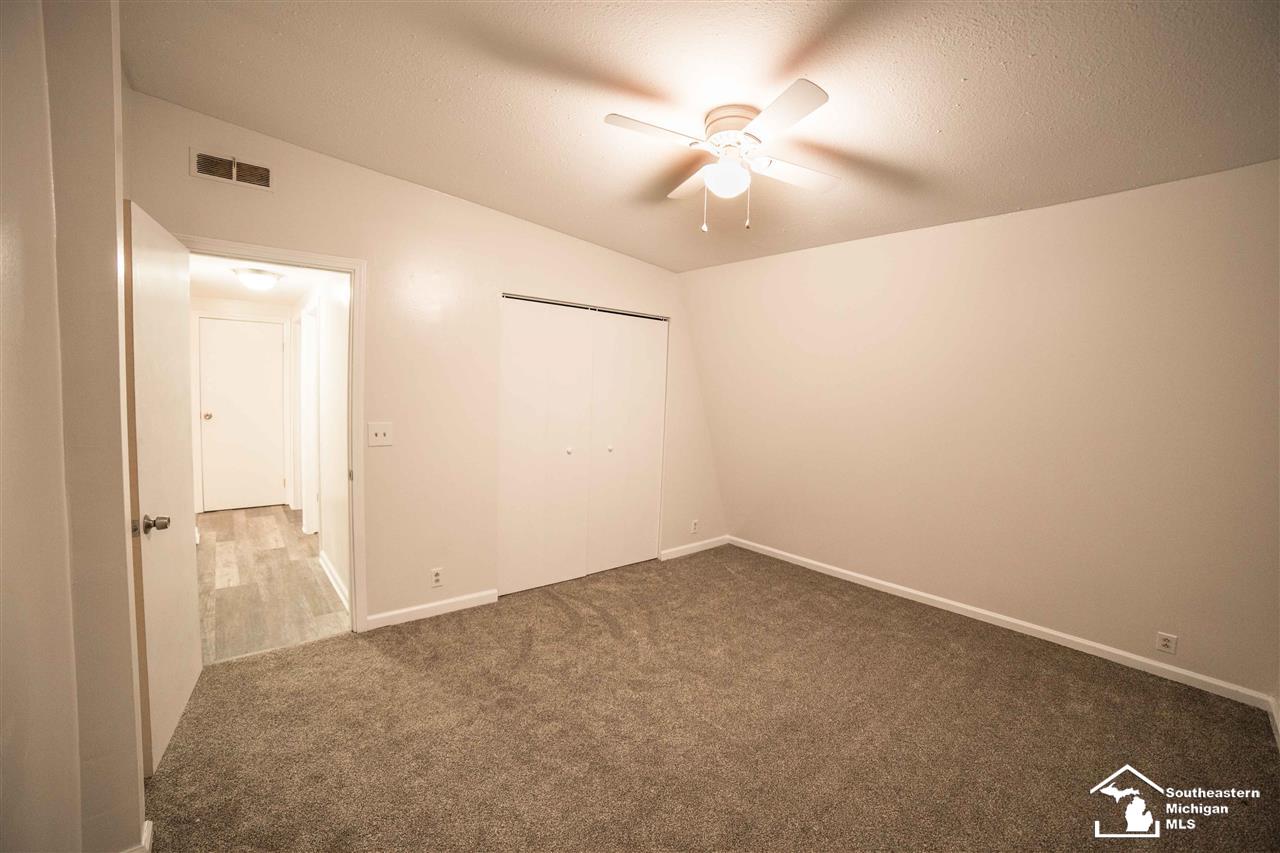 10053 Telegraph Road Erie, MI 48133 - Photo 10 of 22 31363070-11.JPG