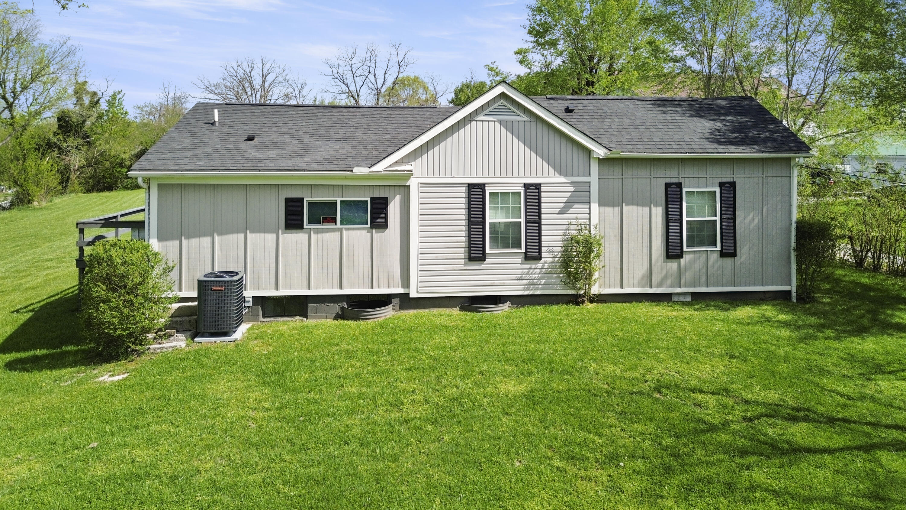 140 Worley Hill Top Road Stearns, KY 42647 - Photo 10 of 53 DJI_0248