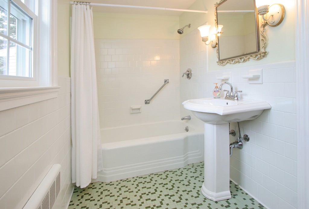 26 Morrison Road Wakefield, MA 01880 - Photo 24 of 30 Gallery Image 24