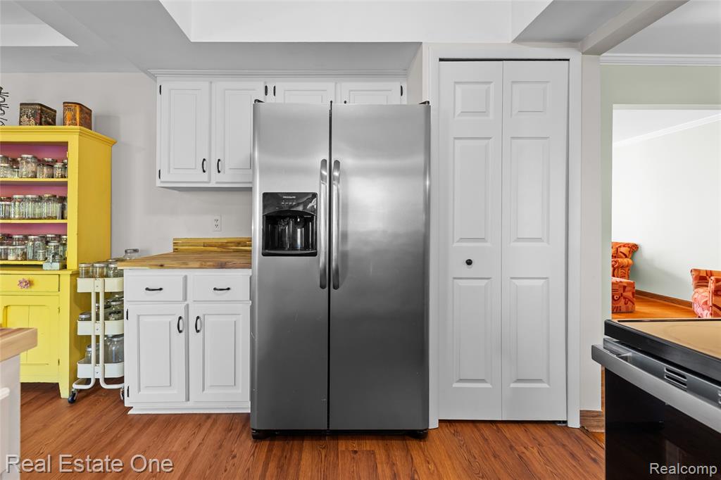 4931 Calvert Drive Troy, MI 48085 - Photo 11 of 31
