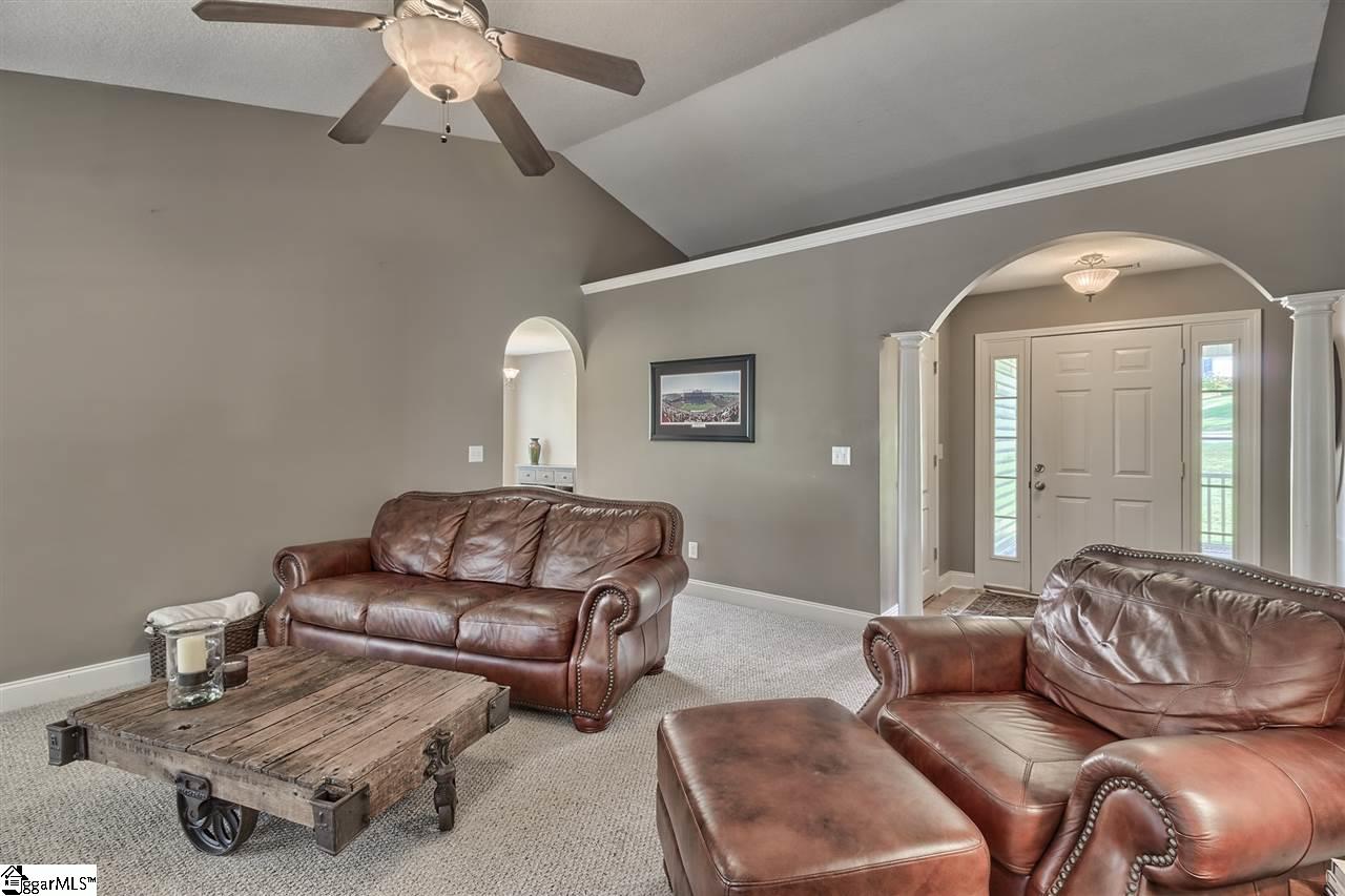 122 Spindleback Way Greer, SC 29651 - Photo 8 of 36