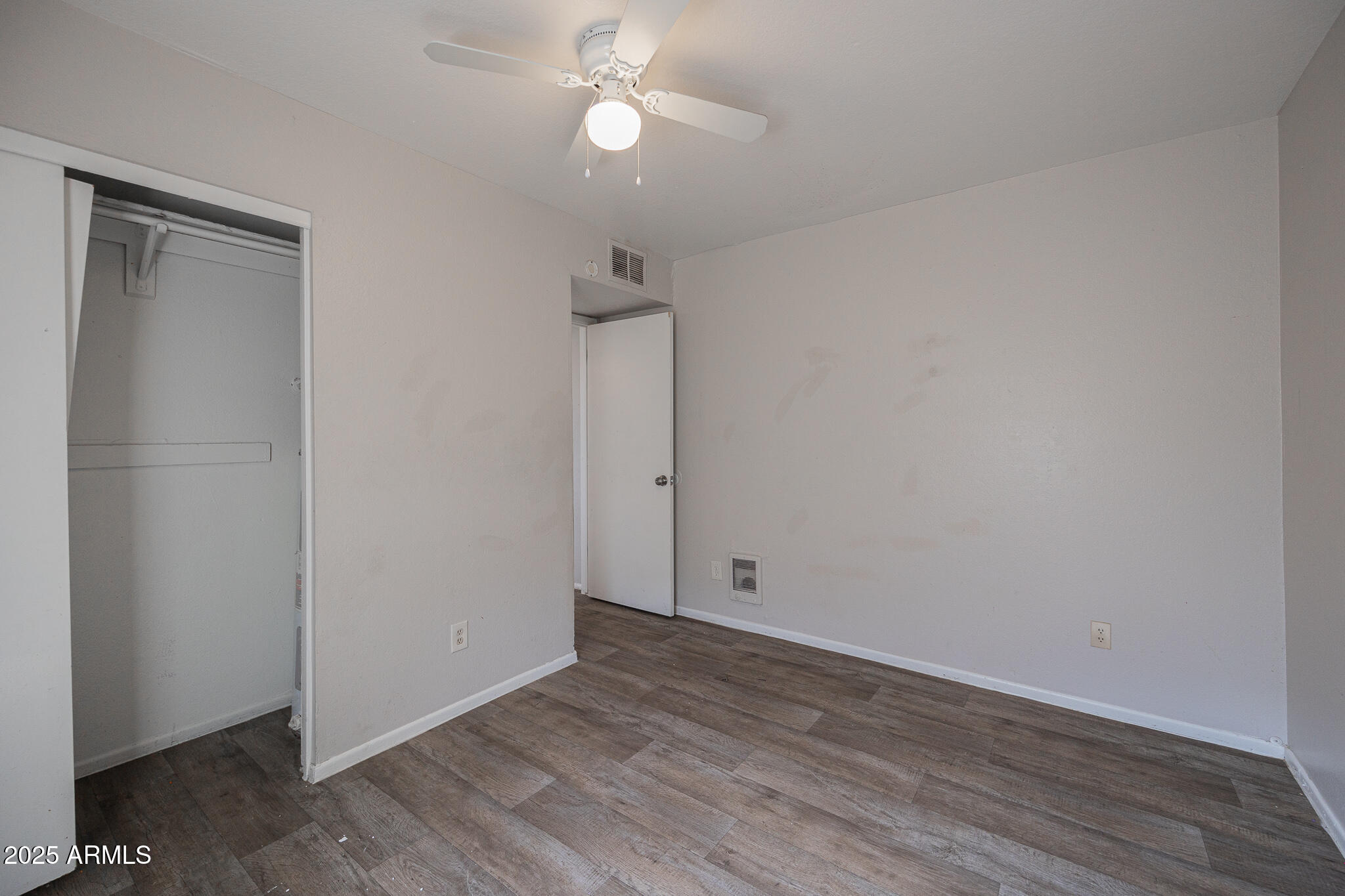 622 North 30th Place, Unit 4 Phoenix, AZ 85008 - Photo 10 of 12 B33A8123